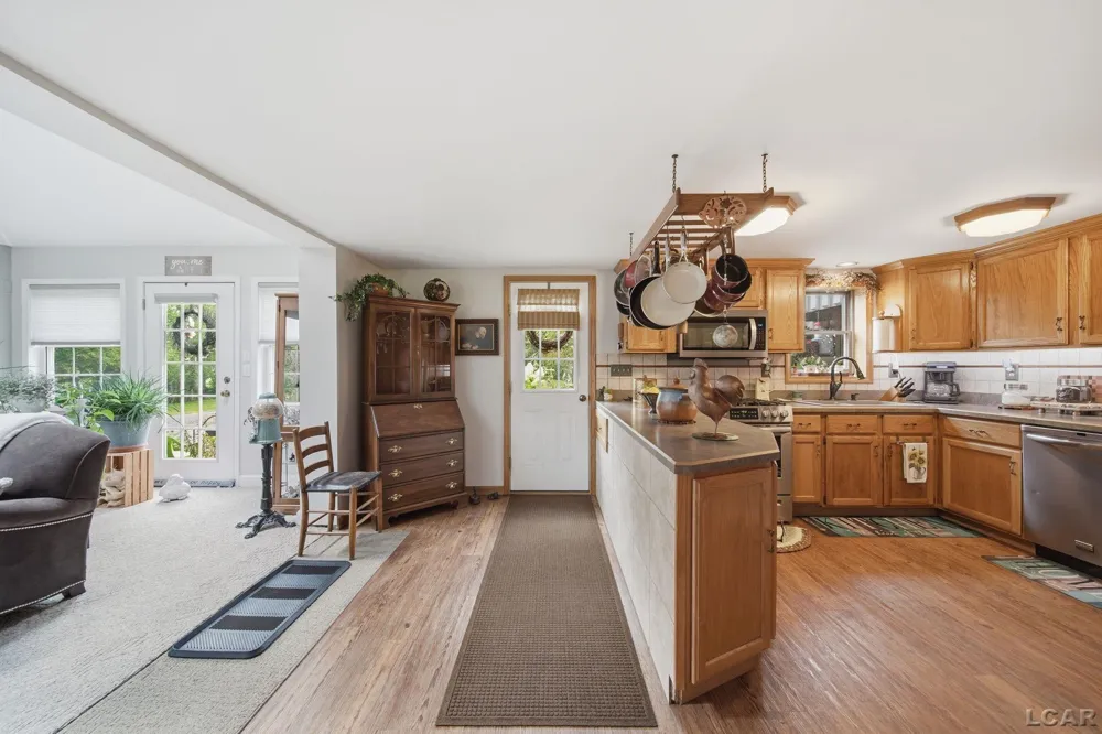 6443 W Beecher Road Dover Township, MI 49235
