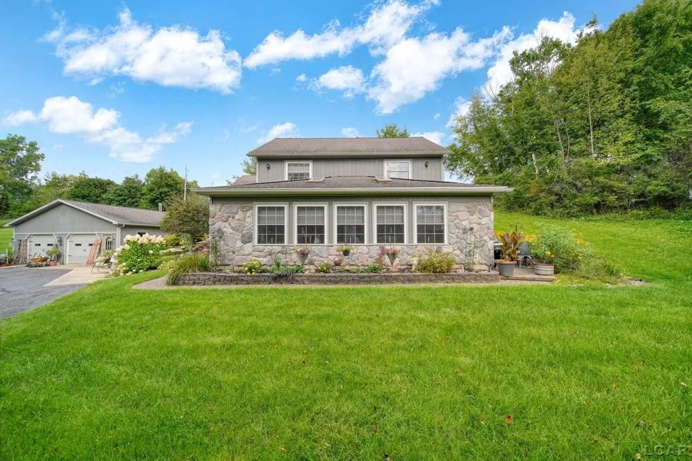 6443 W Beecher Road Dover Township, MI 49235