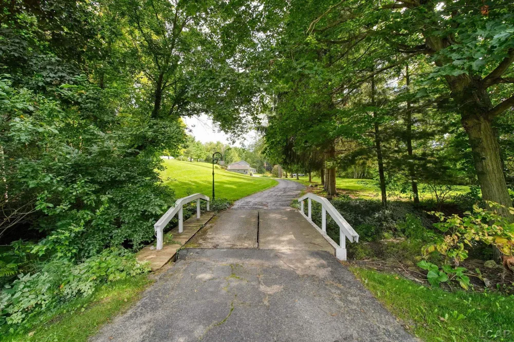 6443 W Beecher Road Dover Township, MI 49235
