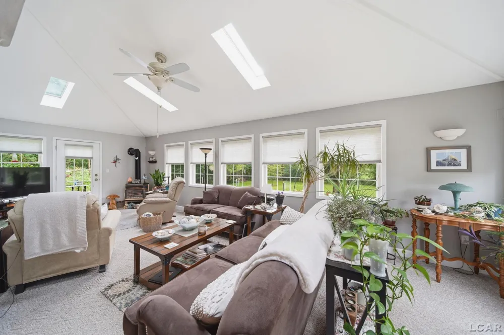 6443 W Beecher Road Dover Township, MI 49235