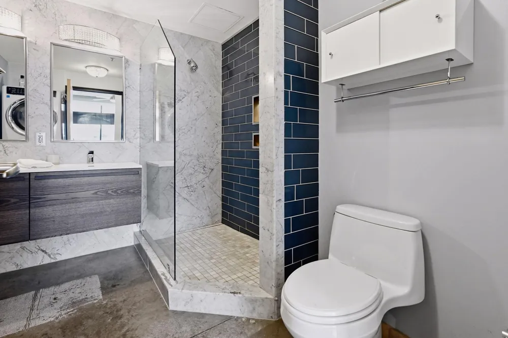 720 4th Street #703 Minneapolis, MN 55401