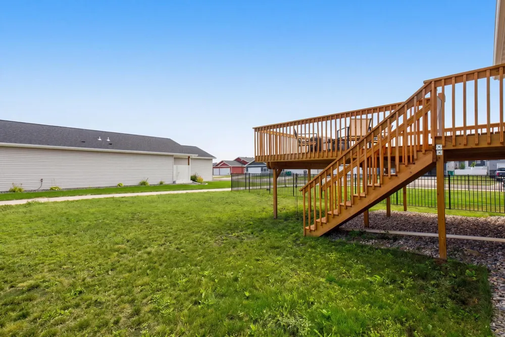 6892 Joseph Street Horace, ND 58047