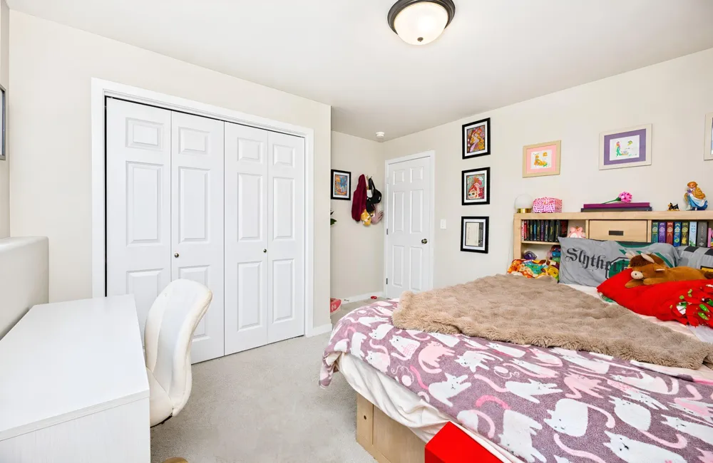 6892 Joseph Street Horace, ND 58047