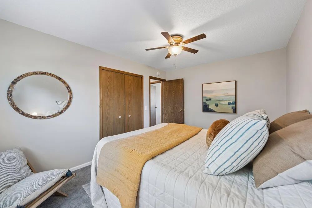 2708 Boone Avenue New Hope, MN 55427