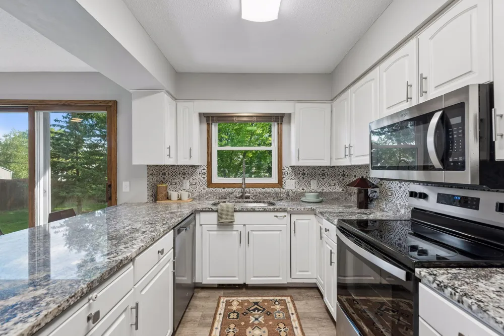 2708 Boone Avenue New Hope, MN 55427