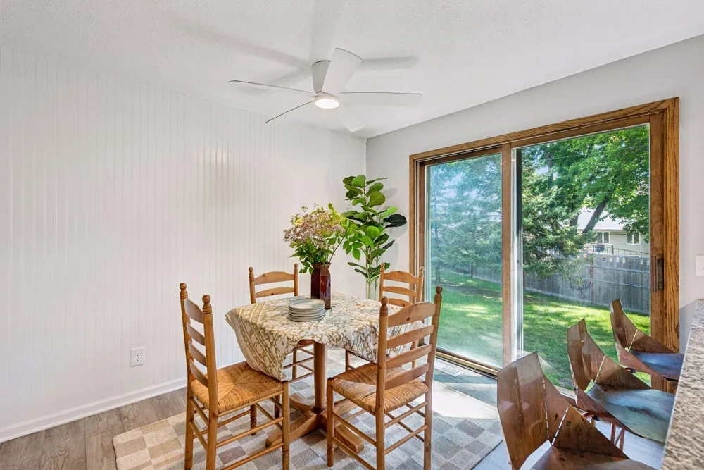 2708 Boone Avenue New Hope, MN 55427