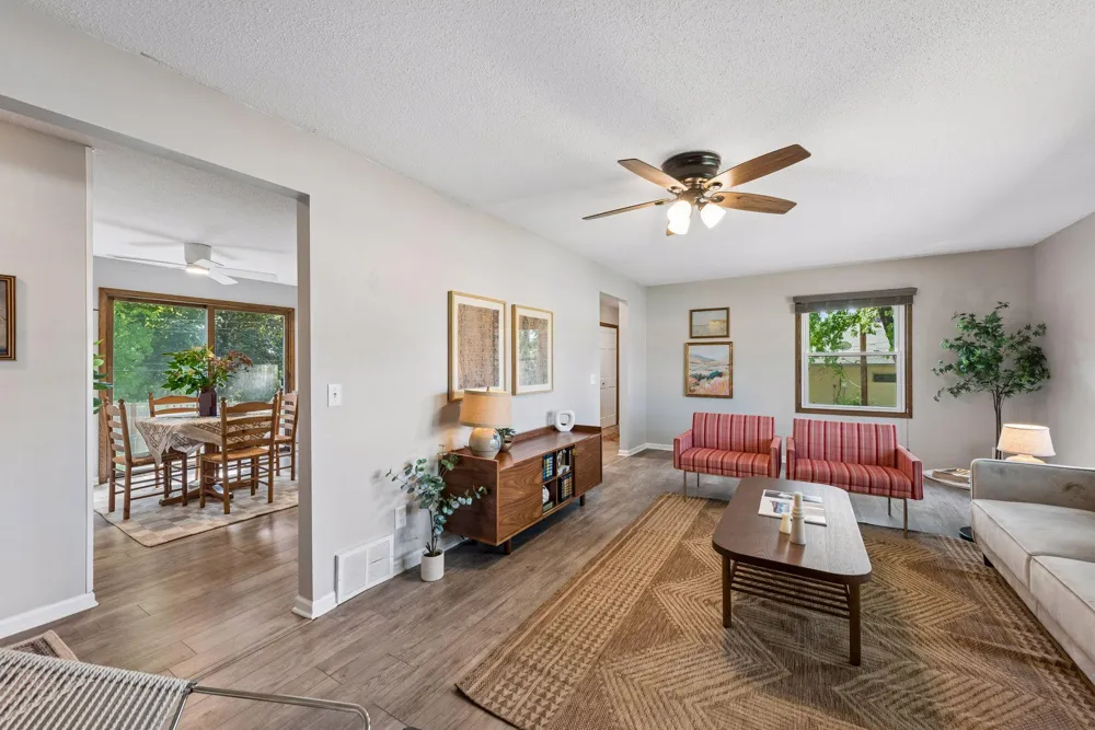 2708 Boone Avenue New Hope, MN 55427