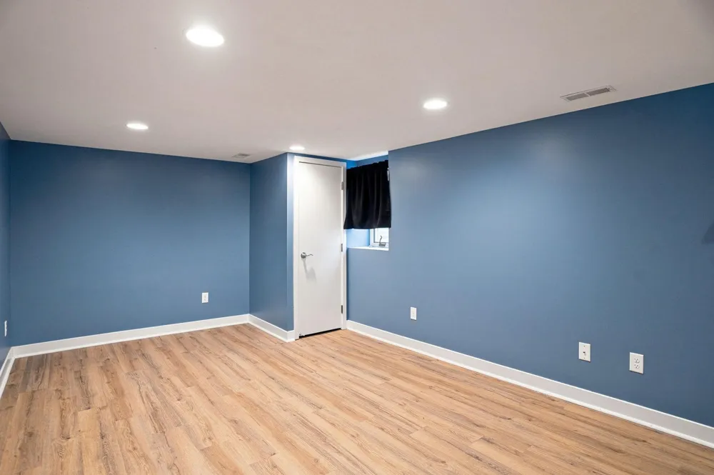 125 Hackberry Hill Orono, MN 55356