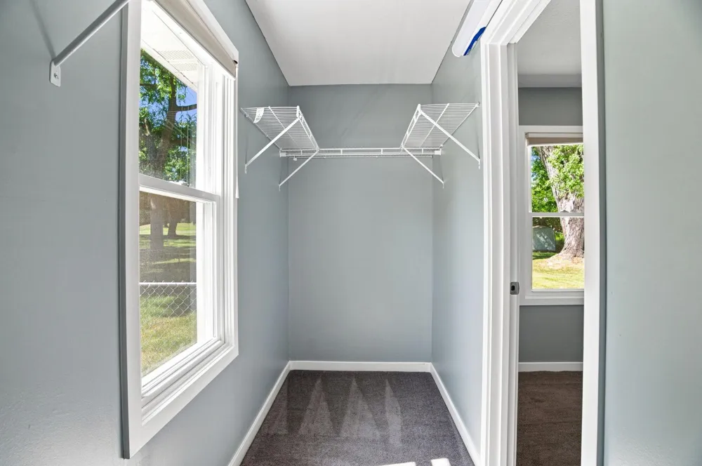 125 Hackberry Hill Orono, MN 55356