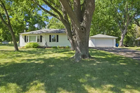 125 Hackberry Hill