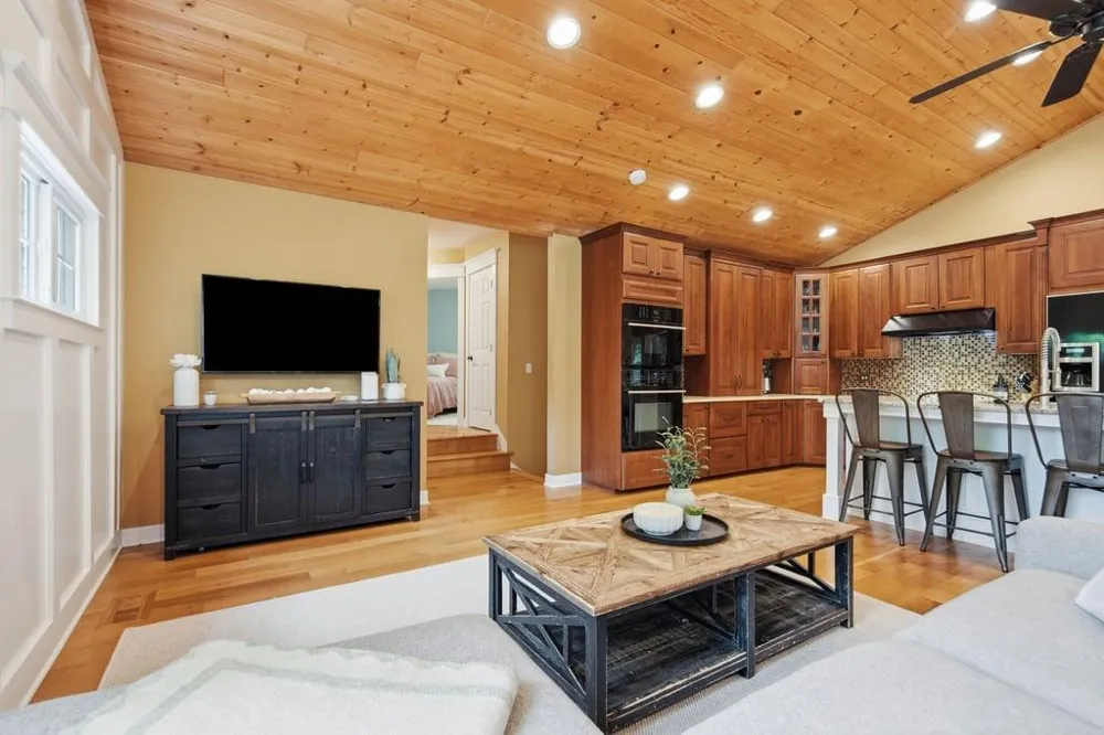 13508 Sunset Trail Plymouth, MN 55441