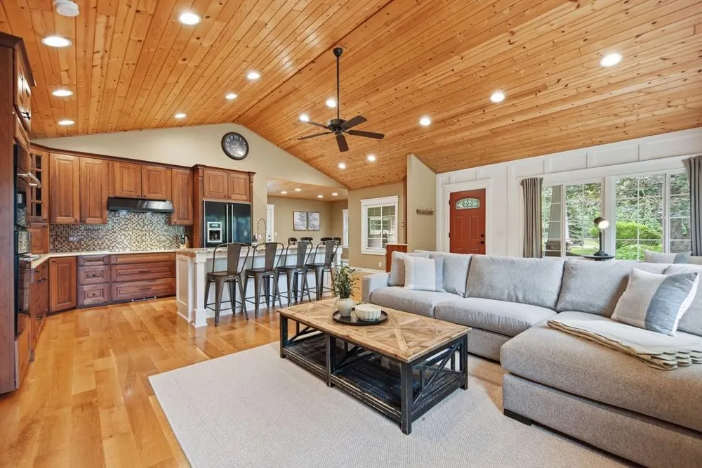 13508 Sunset Trail Plymouth, MN 55441