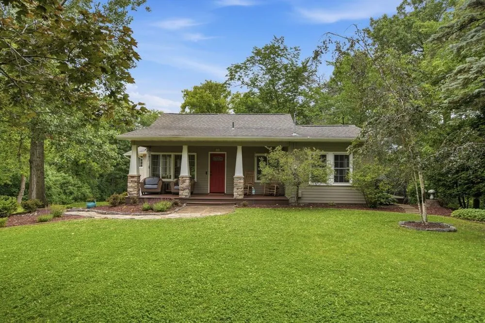 13508 Sunset Trail Plymouth, MN 55441