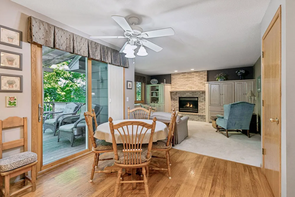 13516 Knox Drive Burnsville, MN 55337