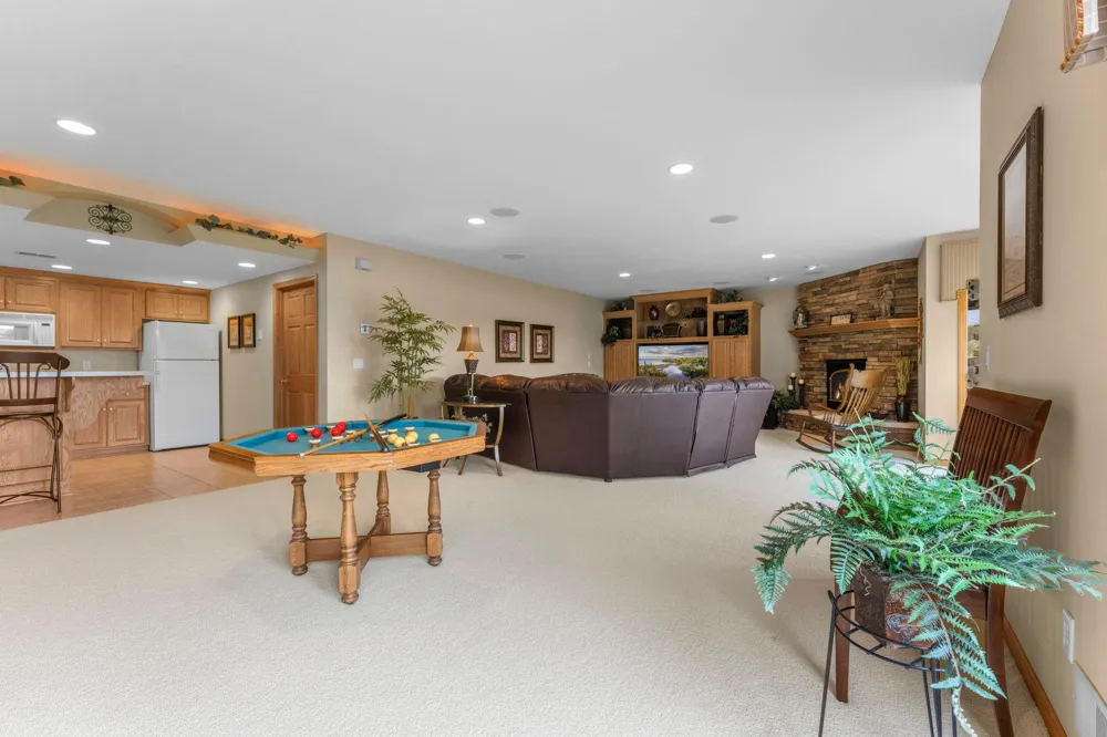 44727 Anchor Avenue Harris, MN 55032