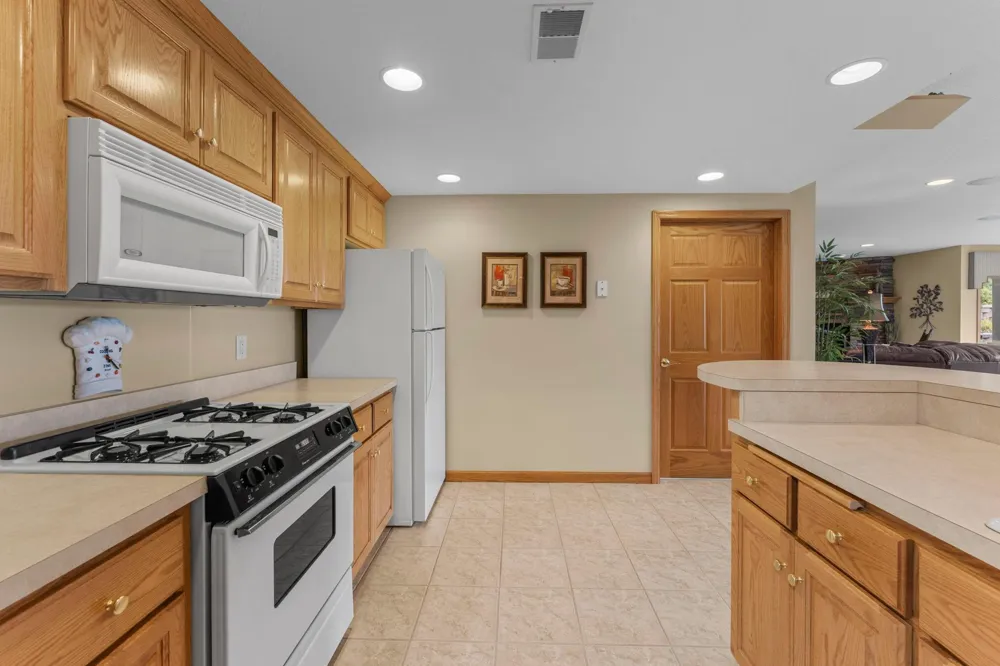 44727 Anchor Avenue Harris, MN 55032