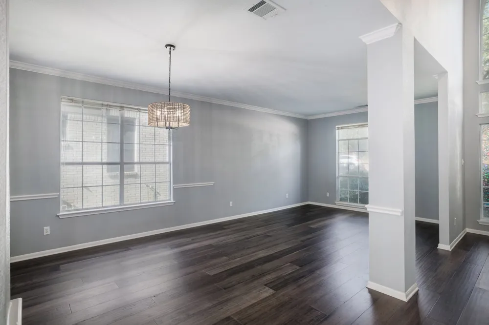 7113 Bending Oak Road Austin, TX 78749