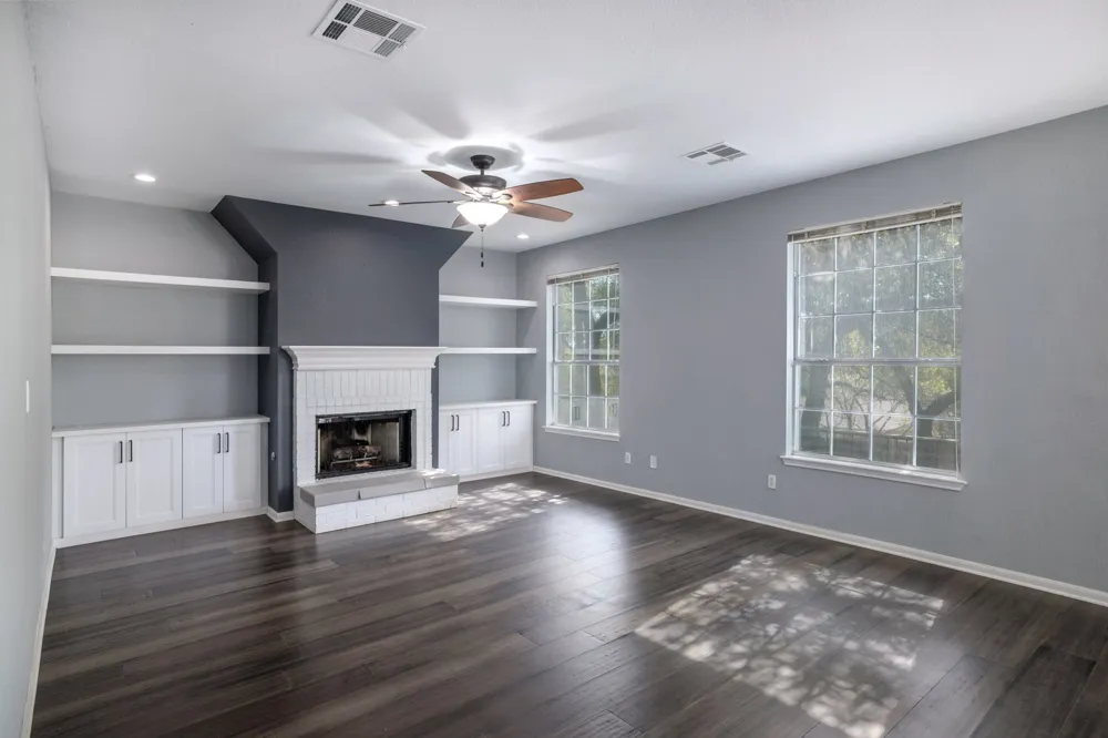 7113 Bending Oak Road Austin, TX 78749