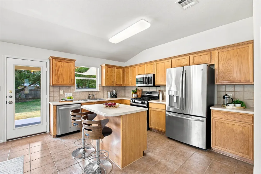 3321 Blue Ridge Drive Round Rock, TX 78681
