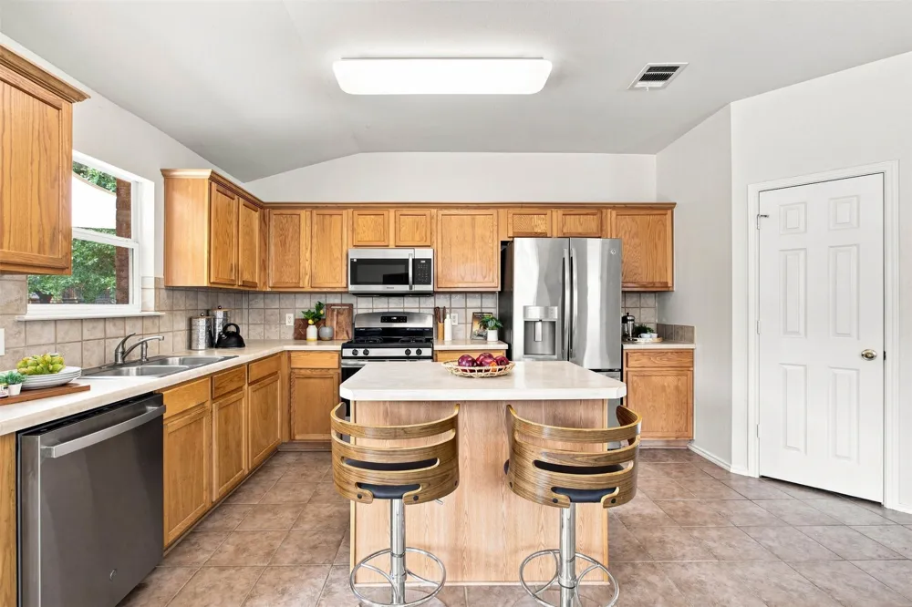 3321 Blue Ridge Drive Round Rock, TX 78681