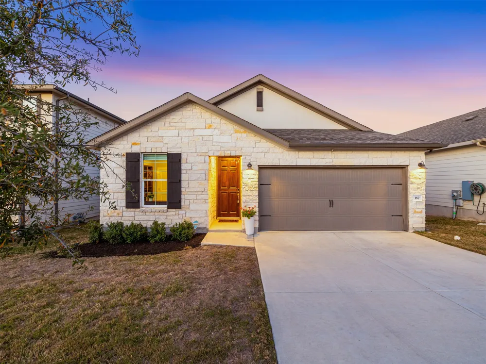 167 Victoria Peak Loop Dripping Springs, TX 78620