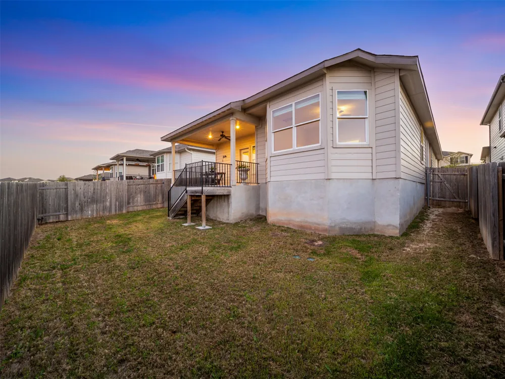167 Victoria Peak Loop Dripping Springs, TX 78620