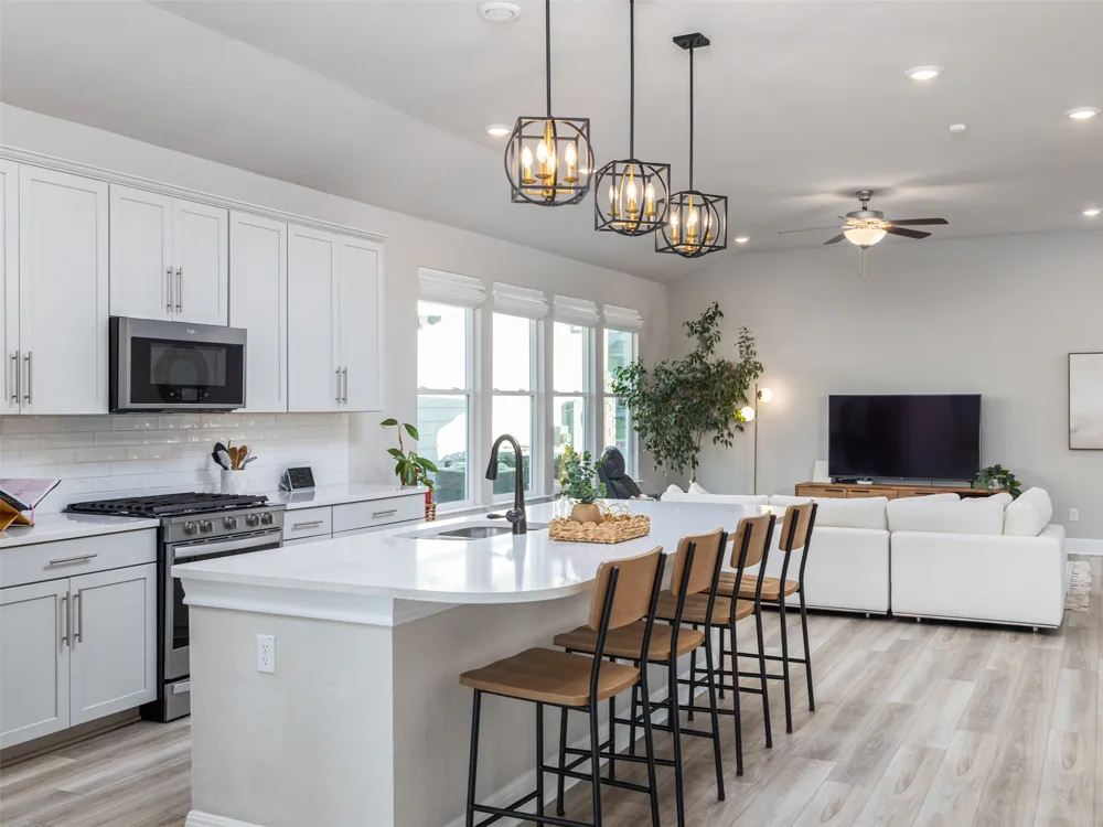 167 Victoria Peak Loop Dripping Springs, TX 78620