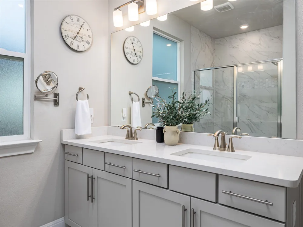 167 Victoria Peak Loop Dripping Springs, TX 78620