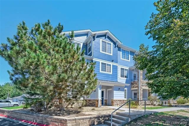 5255 Memphis Street #1204 Denver, CO 80239