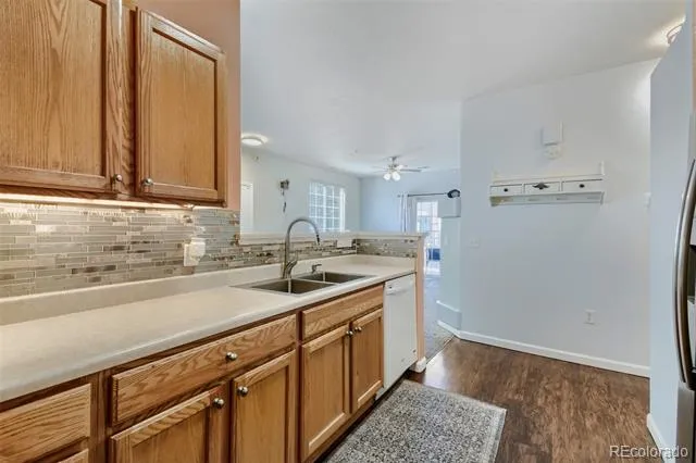 5255 Memphis Street #1204 Denver, CO 80239