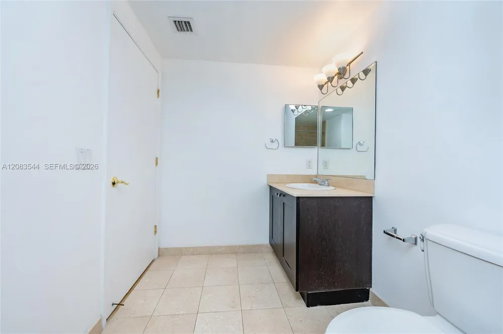 4100 Salzedo St #919 Coral Gables, FL 33146
