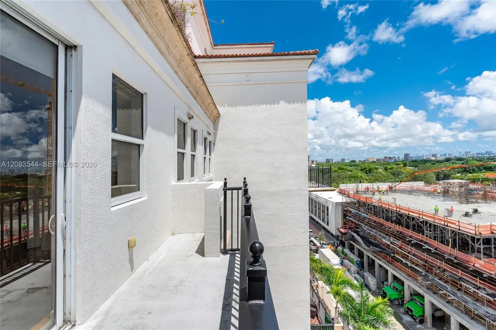 4100 Salzedo St #919 Coral Gables, FL 33146