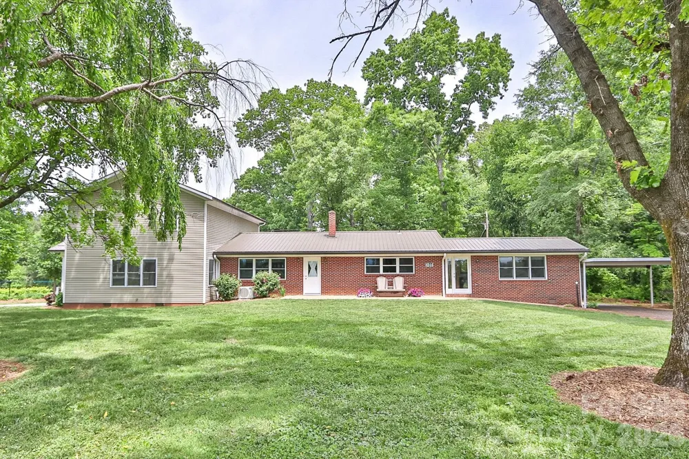4844 Saint Paul Church Road Hamptonville, NC 27020