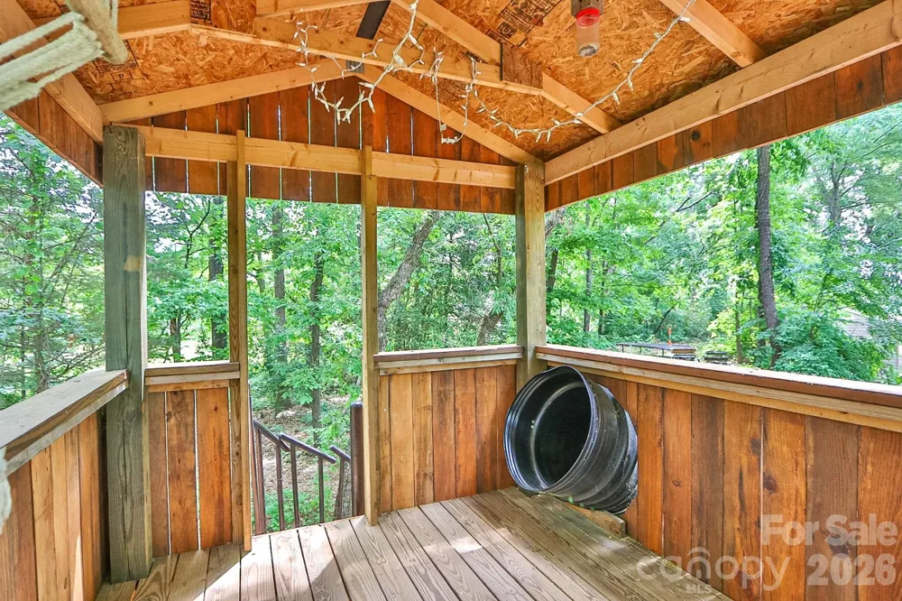 4844 Saint Paul Church Road Hamptonville, NC 27020
