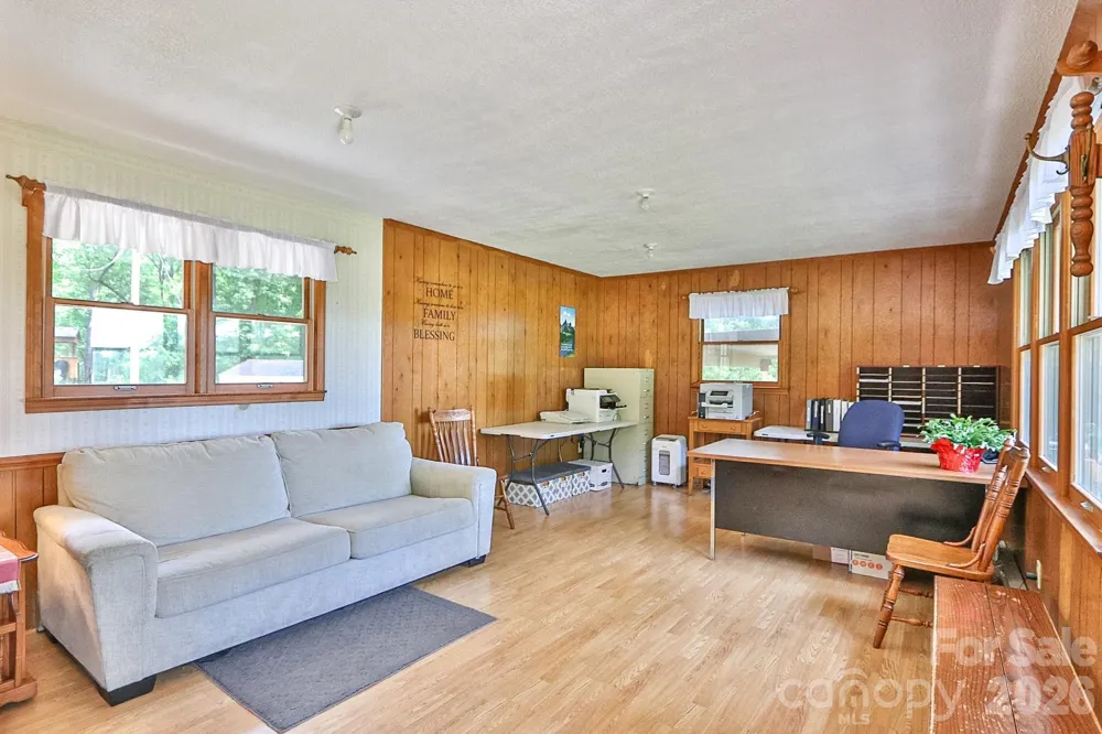 4844 Saint Paul Church Road Hamptonville, NC 27020