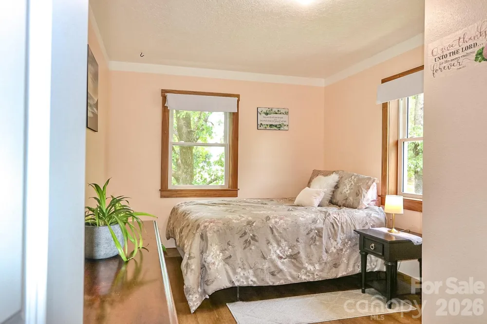 4844 Saint Paul Church Road Hamptonville, NC 27020