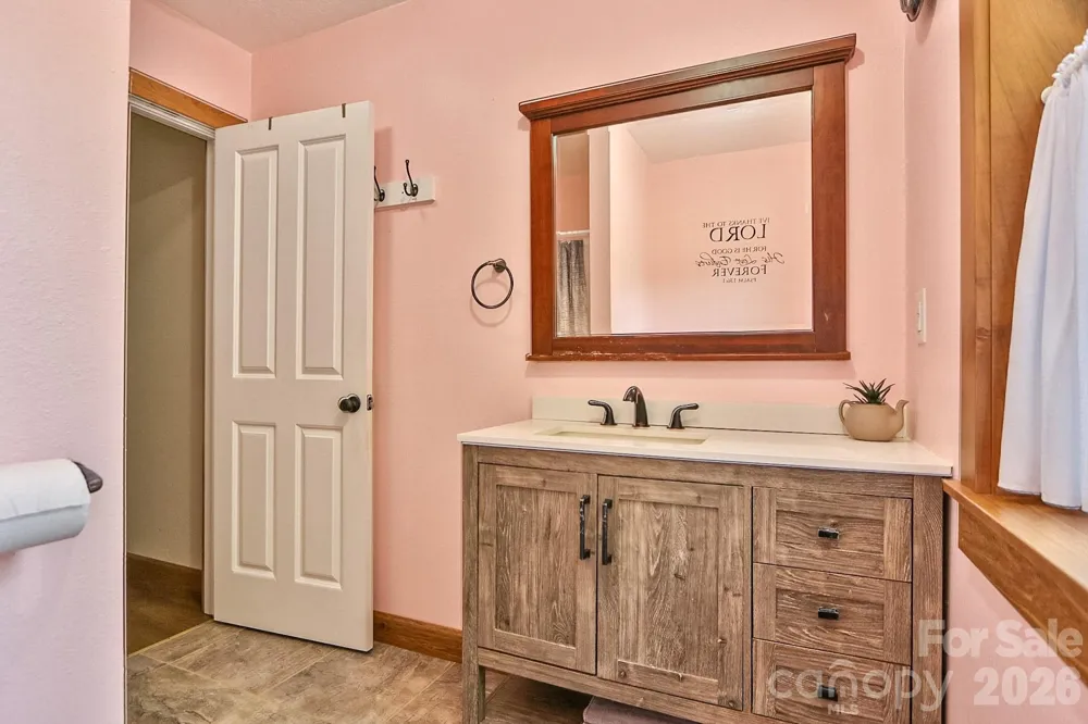4844 Saint Paul Church Road Hamptonville, NC 27020