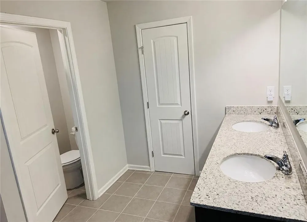 5709 Turnstone Trail Flowery Branch, GA 30542