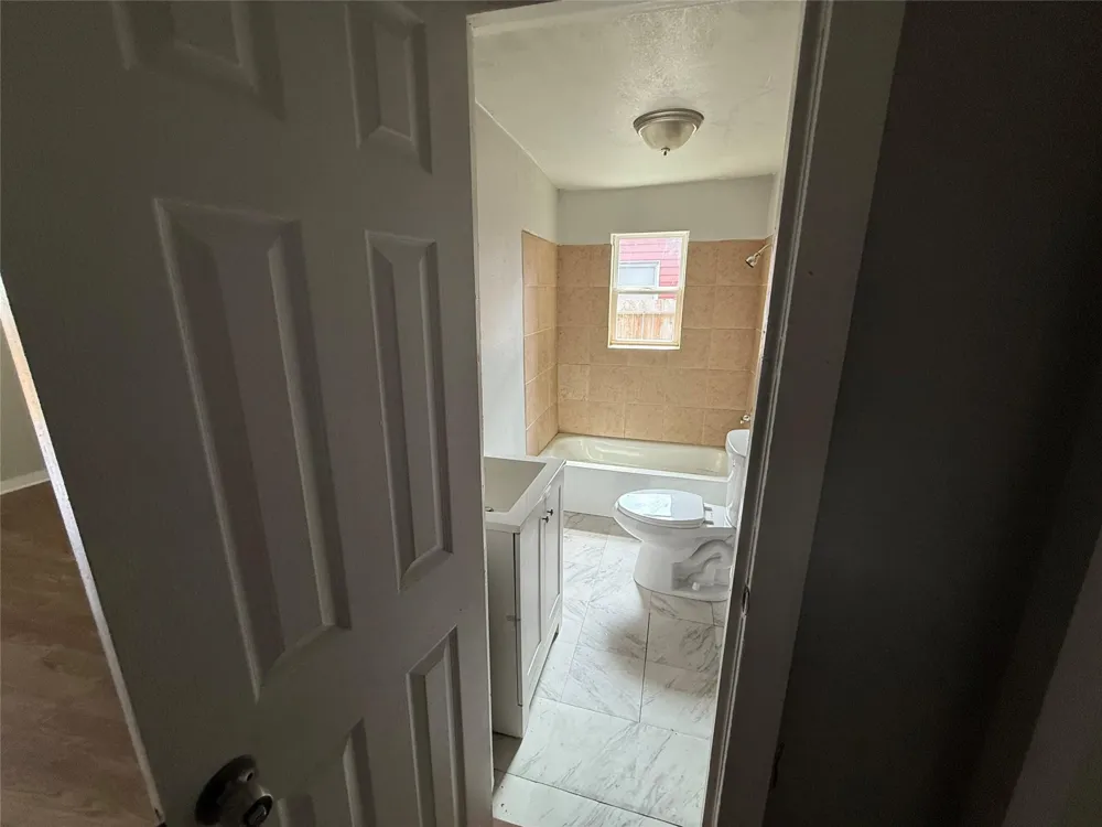 6602 Avenue R #C Houston, TX 77011