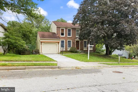 2 TOPWOOD COURT
