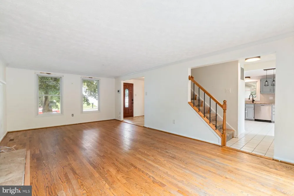 2 TOPWOOD COURT Parkville, MD 21234