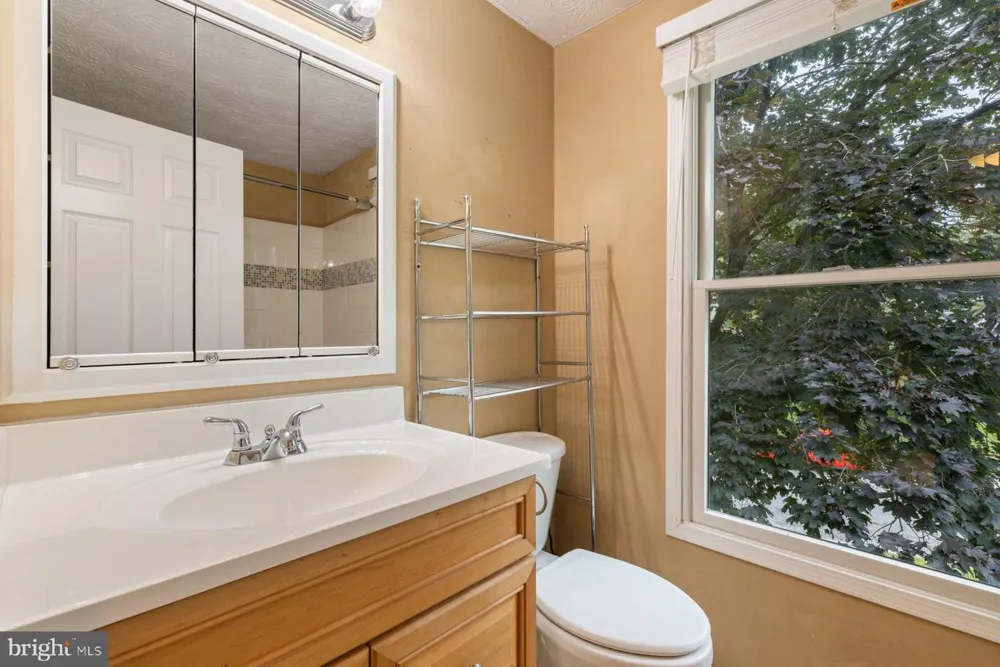 2 TOPWOOD COURT Parkville, MD 21234