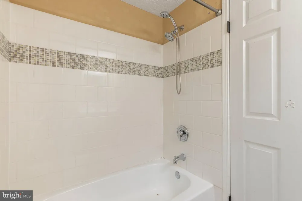 2 TOPWOOD COURT Parkville, MD 21234
