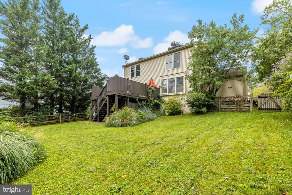 2 TOPWOOD COURT Parkville, MD 21234