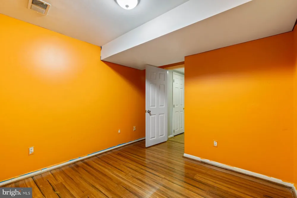 2 TOPWOOD COURT Parkville, MD 21234
