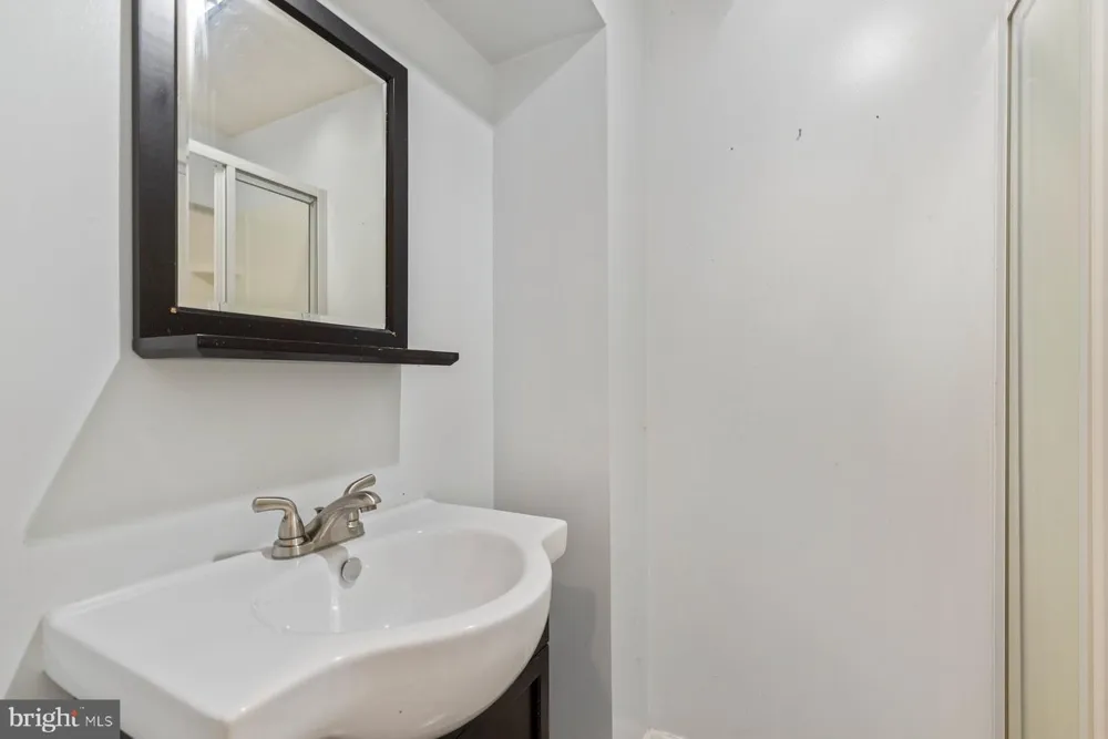 2 TOPWOOD COURT Parkville, MD 21234