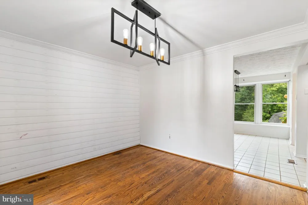 2 TOPWOOD COURT Parkville, MD 21234