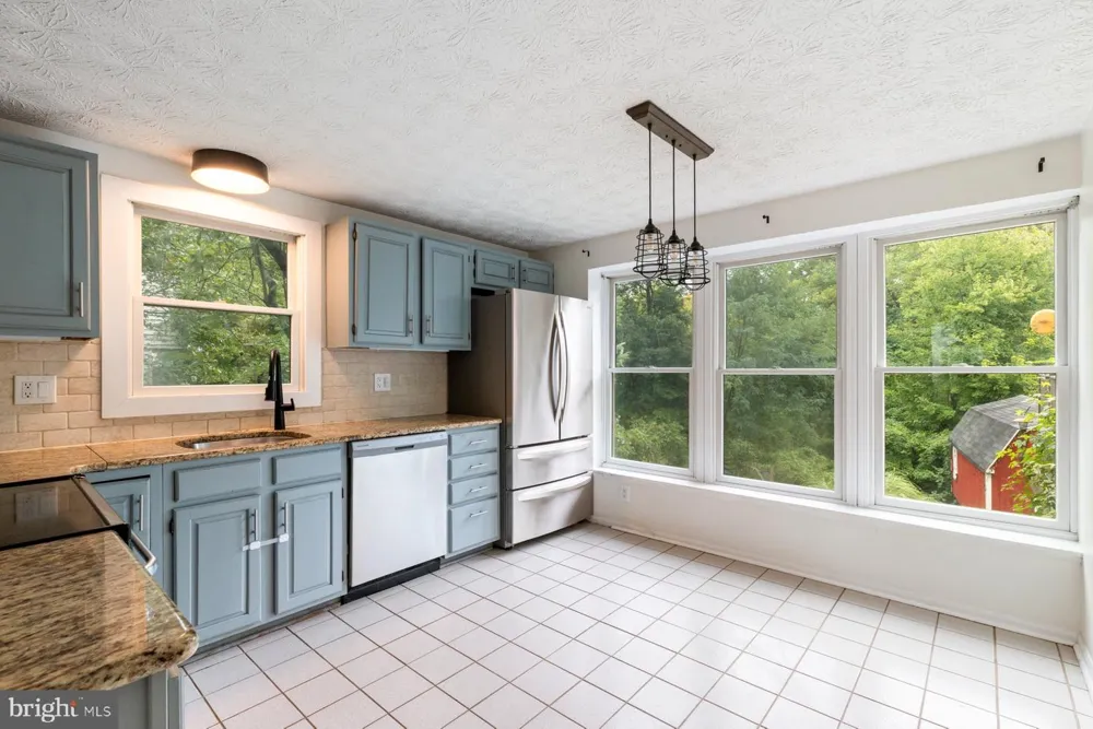 2 TOPWOOD COURT Parkville, MD 21234