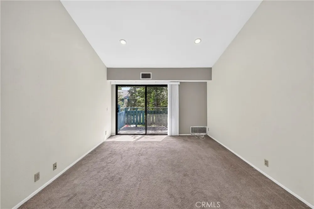 20535 S Vermont Avenue #4 Torrance, CA 90502