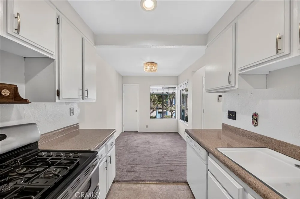 20535 S Vermont Avenue #4 Torrance, CA 90502
